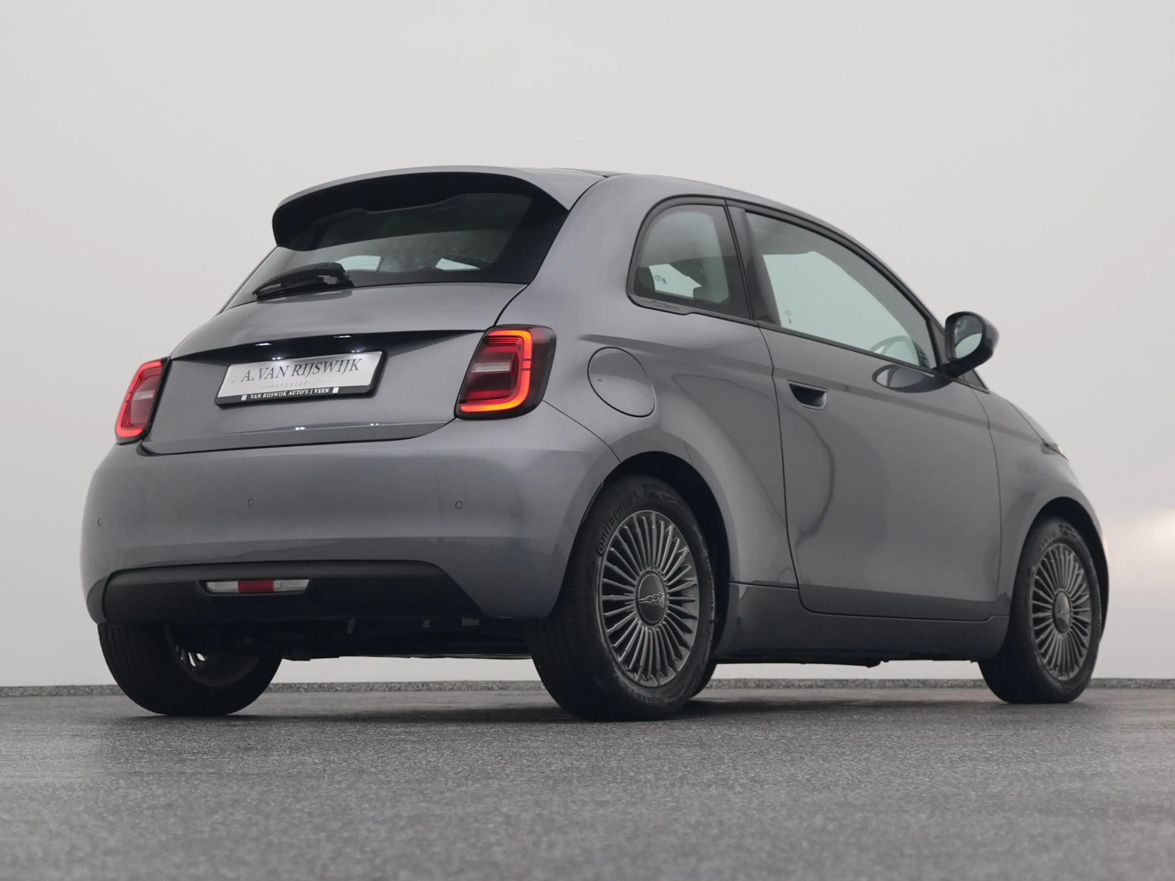 Fiat 500 Action 24 kWh | 5" INFOTAINMENT | NAVI — photo 17