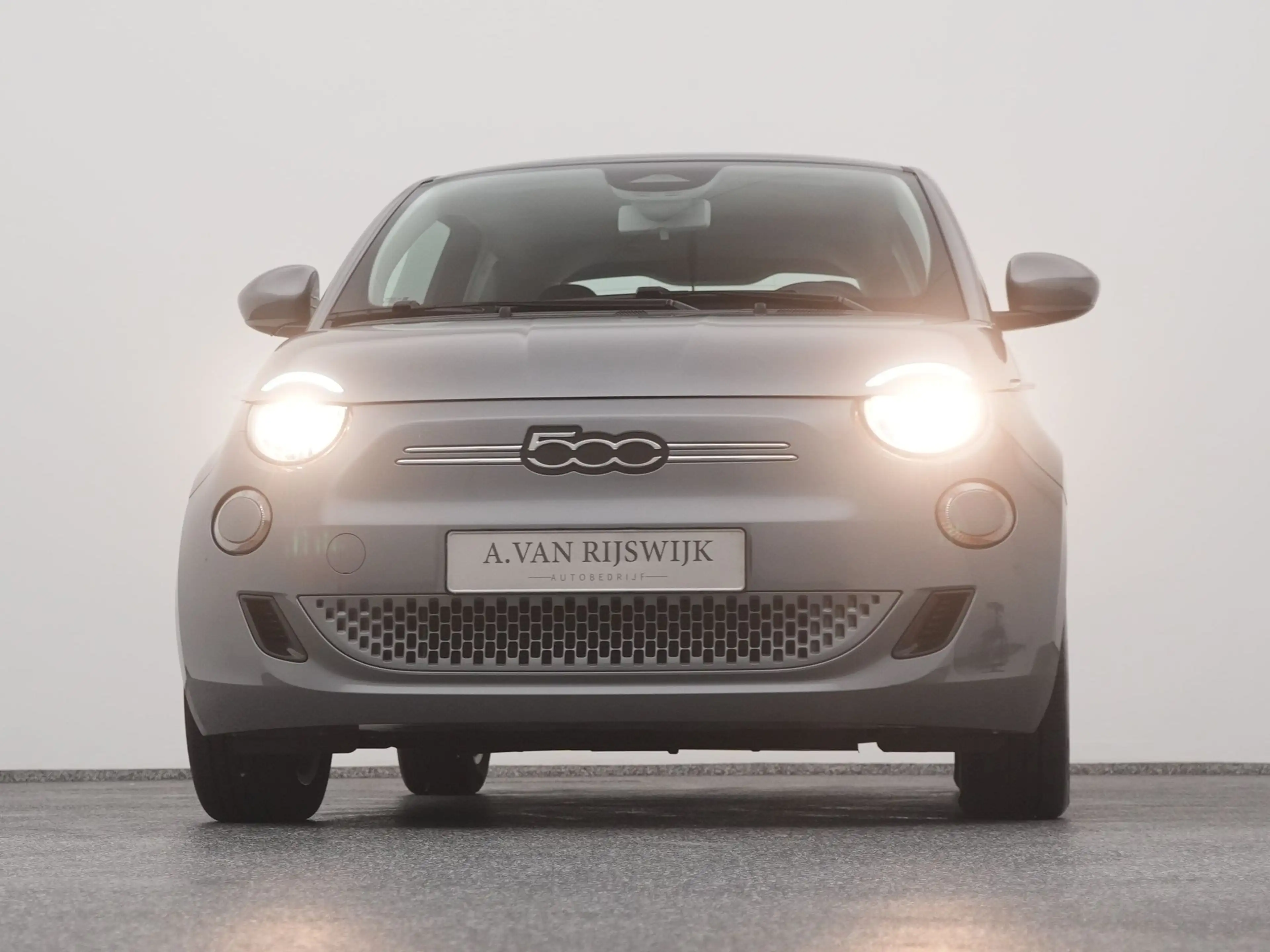 Fiat 500 Action 24 kWh | 5" INFOTAINMENT | NAVI — photo 36