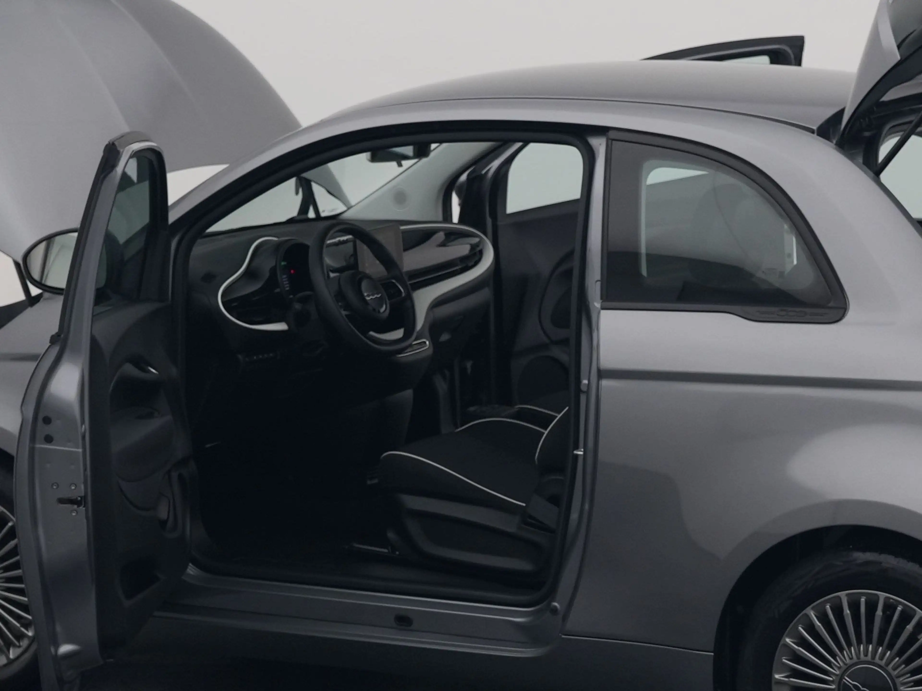 Fiat 500 Action 24 kWh | 5" INFOTAINMENT | NAVI — photo 34