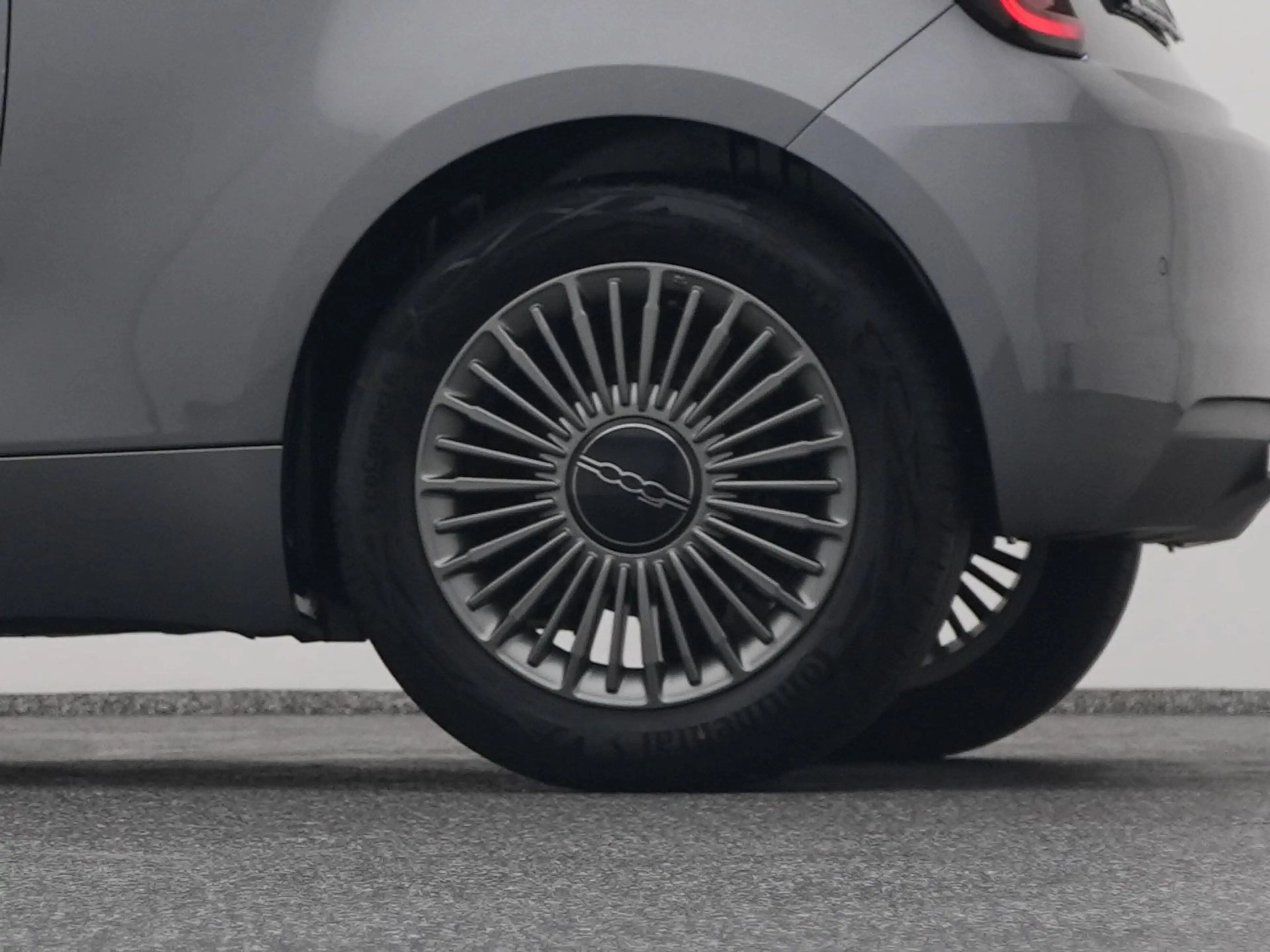 Fiat 500 Action 24 kWh | 5" INFOTAINMENT | NAVI — photo 41