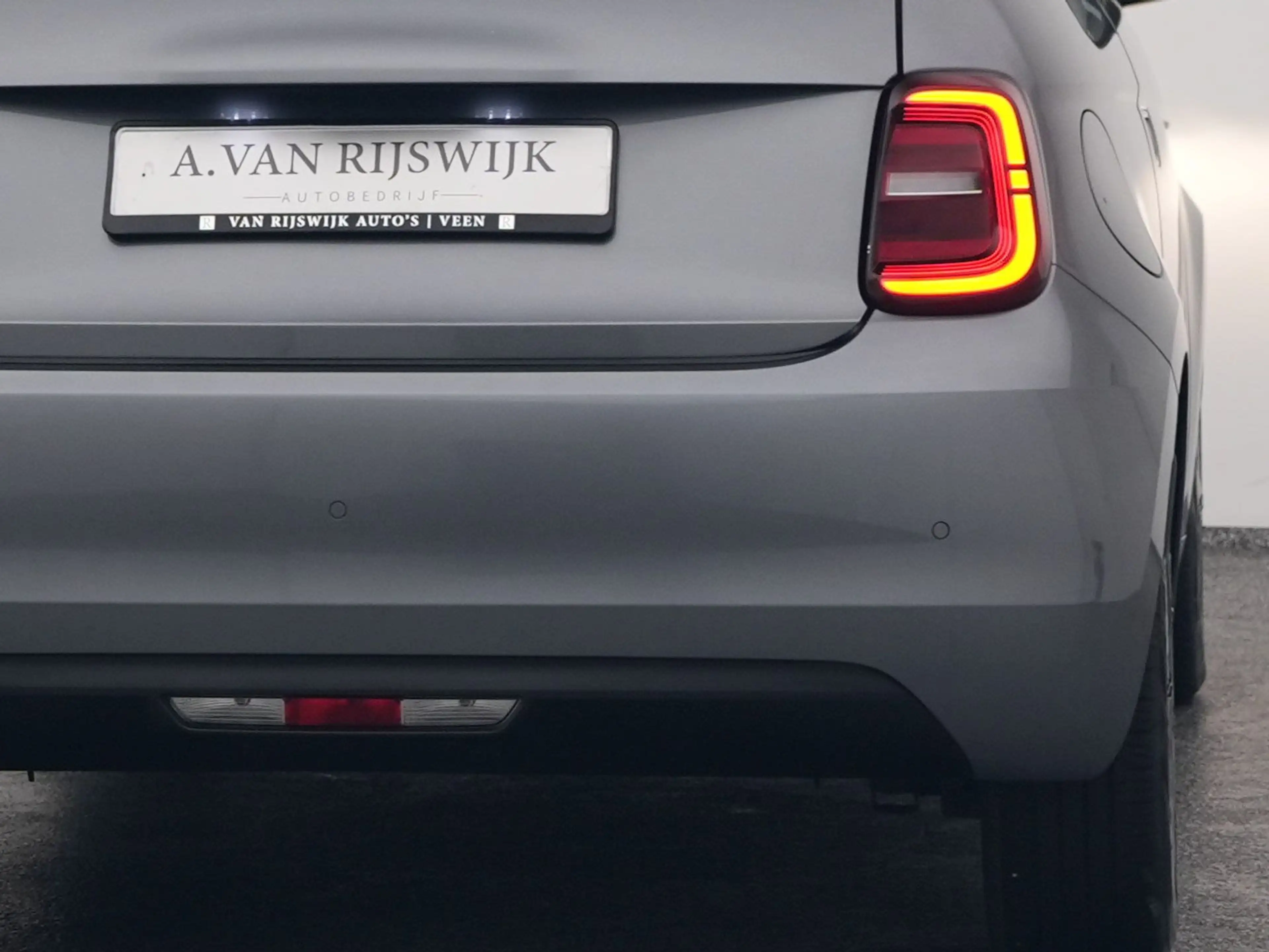 Fiat 500 Action 24 kWh | 5" INFOTAINMENT | NAVI — photo 21