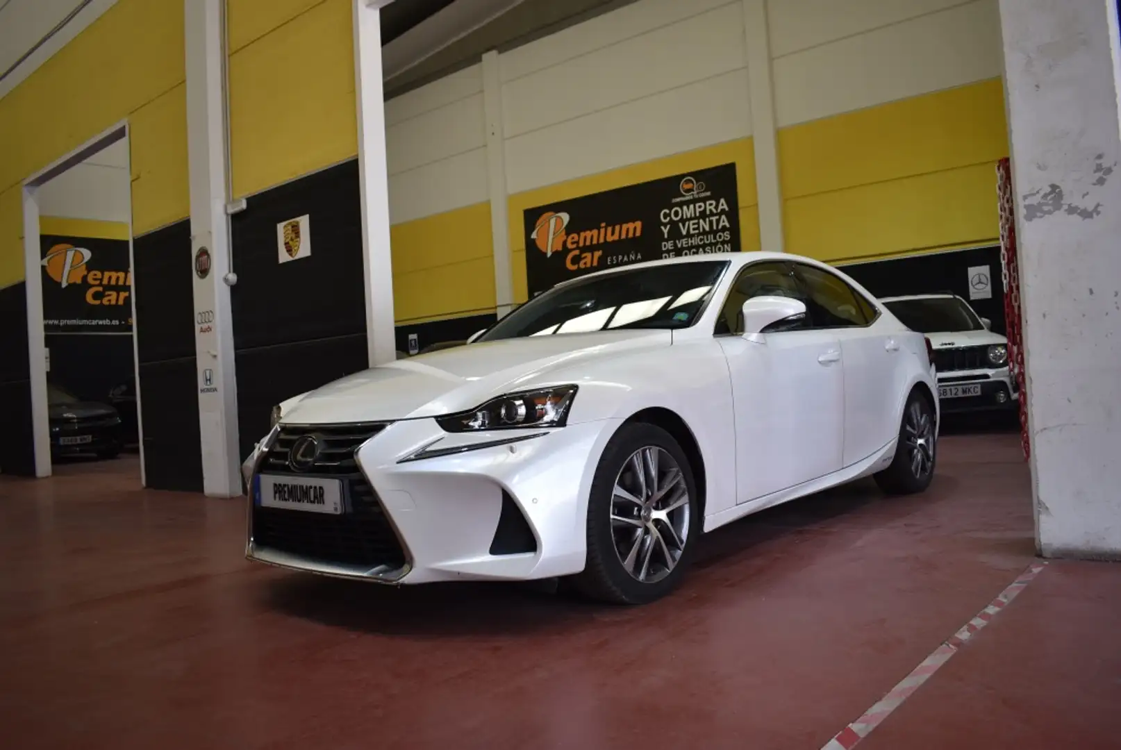 Lexus IS 300 300h Executive Wit - 1