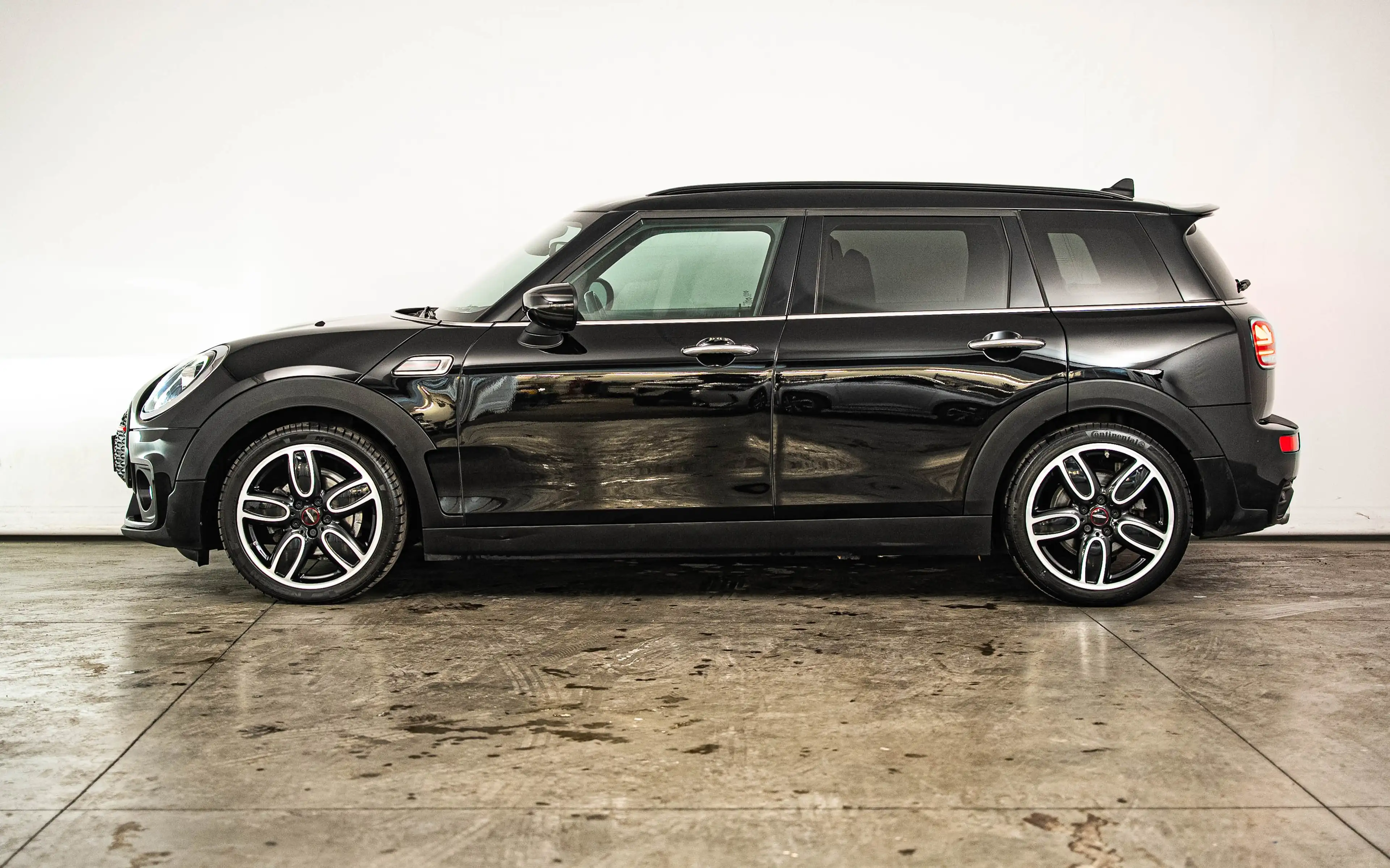 MINI One Clubman 102ch John Cooper Works — photo 3