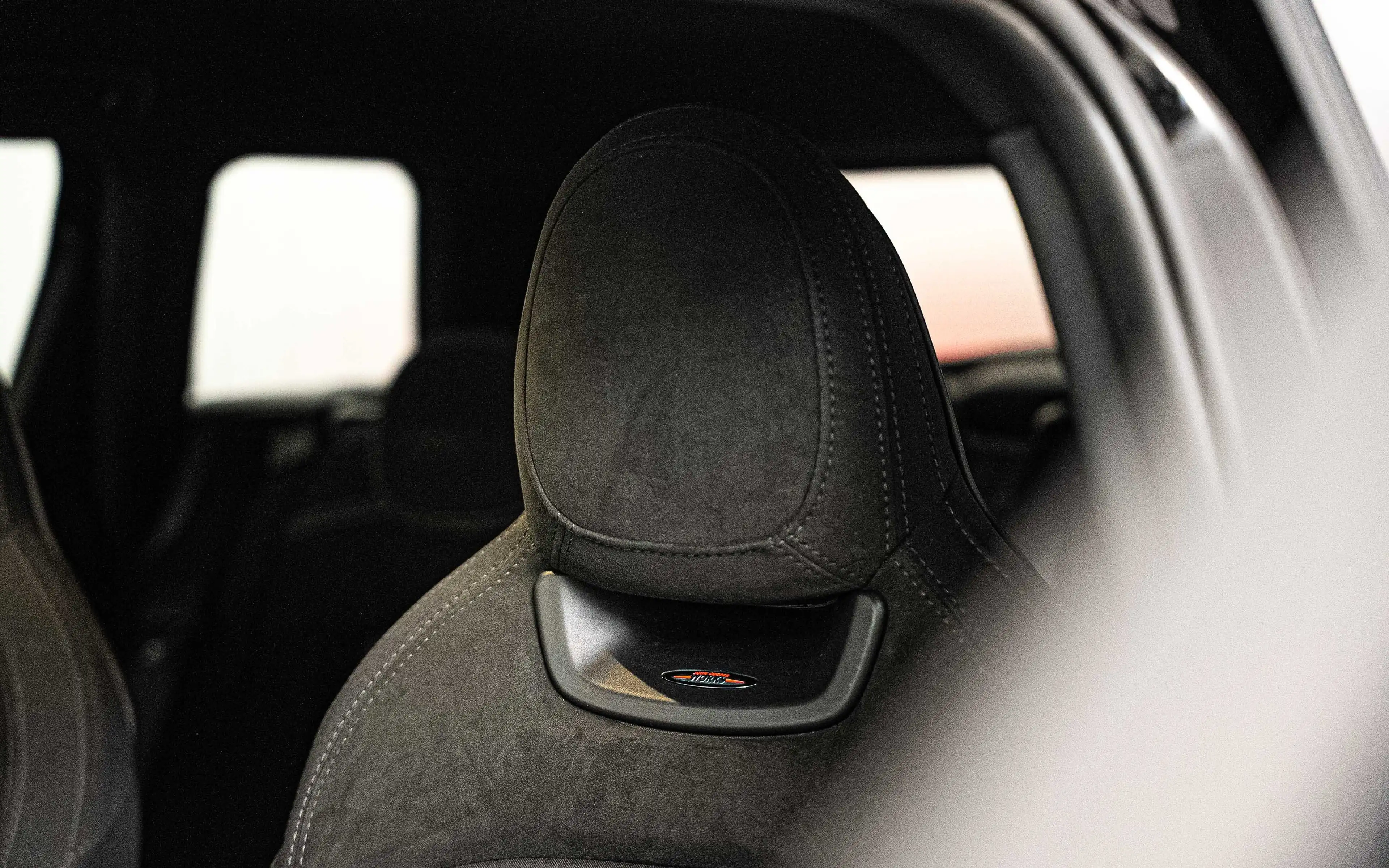 MINI One Clubman 102ch John Cooper Works — photo 8
