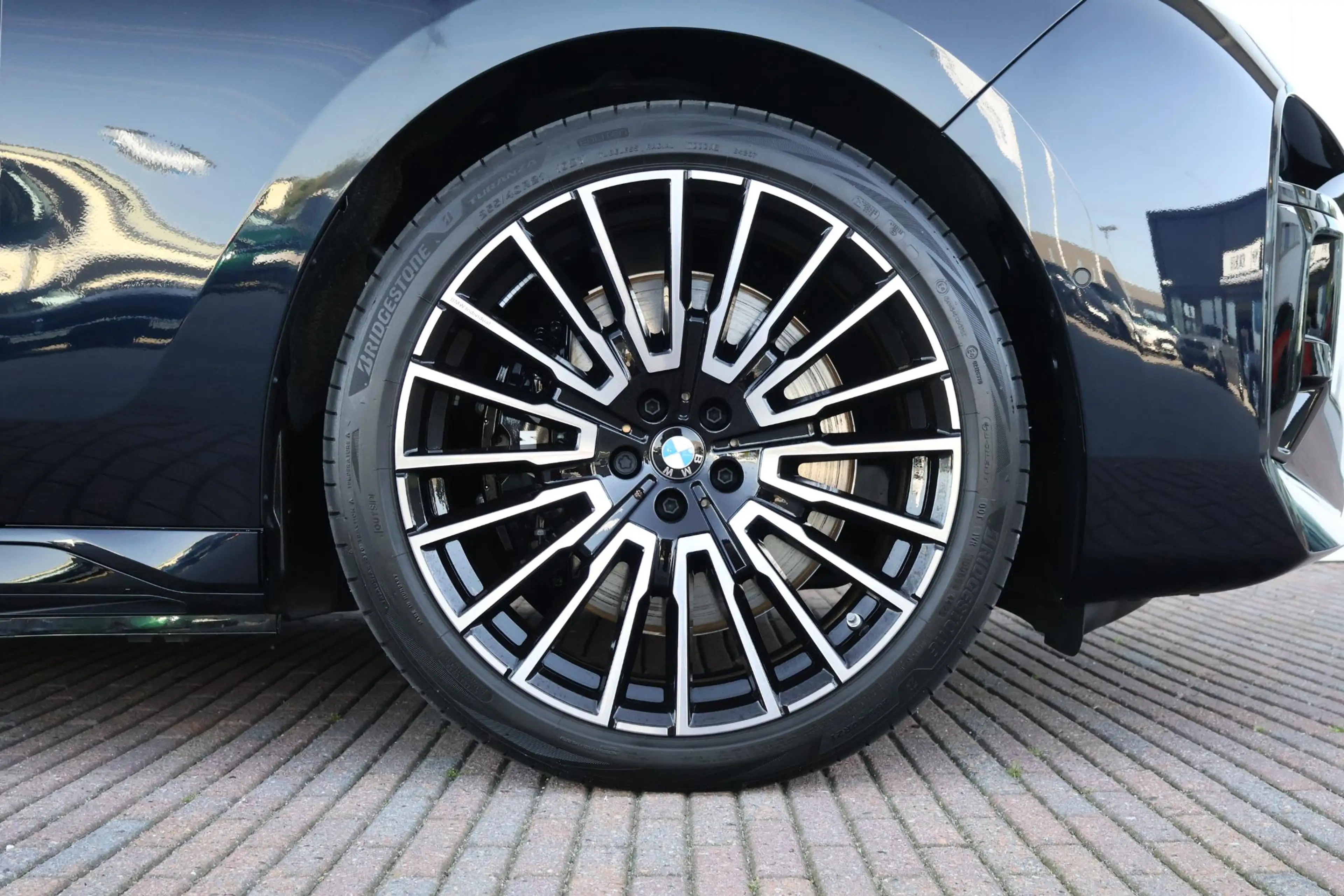 BMW i7 eDrive50 106 kWh | Sport Pakket Pro | Driving Assi — photo 6