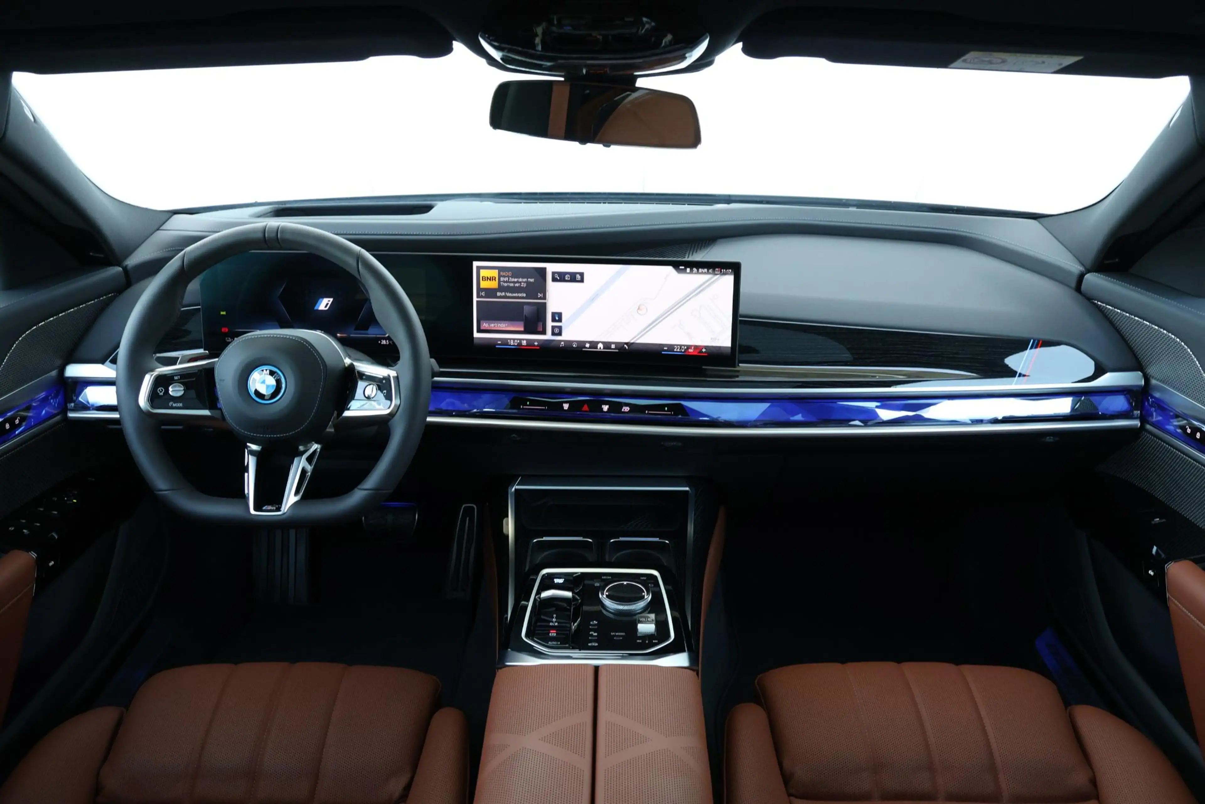 BMW i7 eDrive50 106 kWh | Sport Pakket Pro | Driving Assi — photo 12