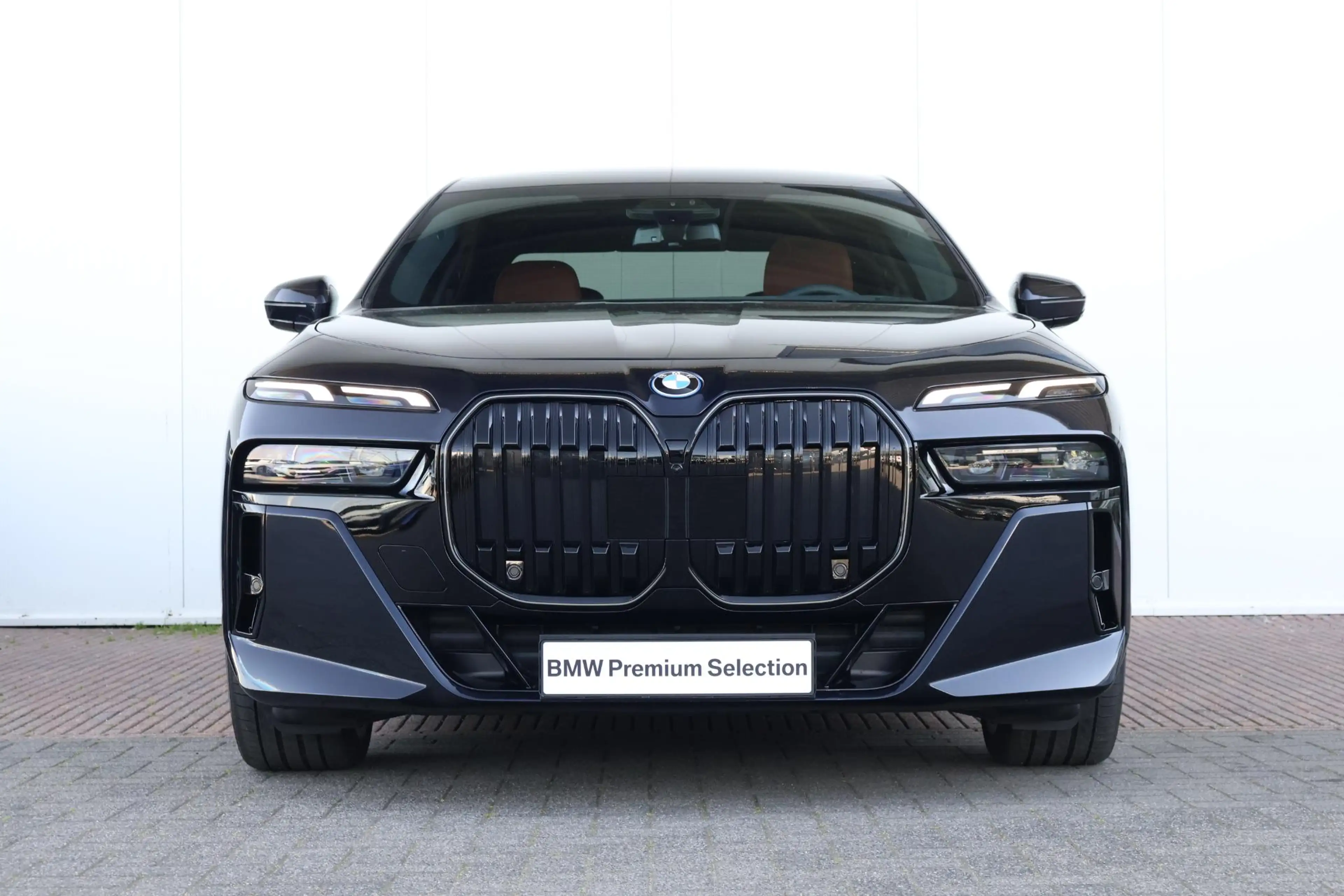 BMW i7 eDrive50 106 kWh | Sport Pakket Pro | Driving Assi — photo 2