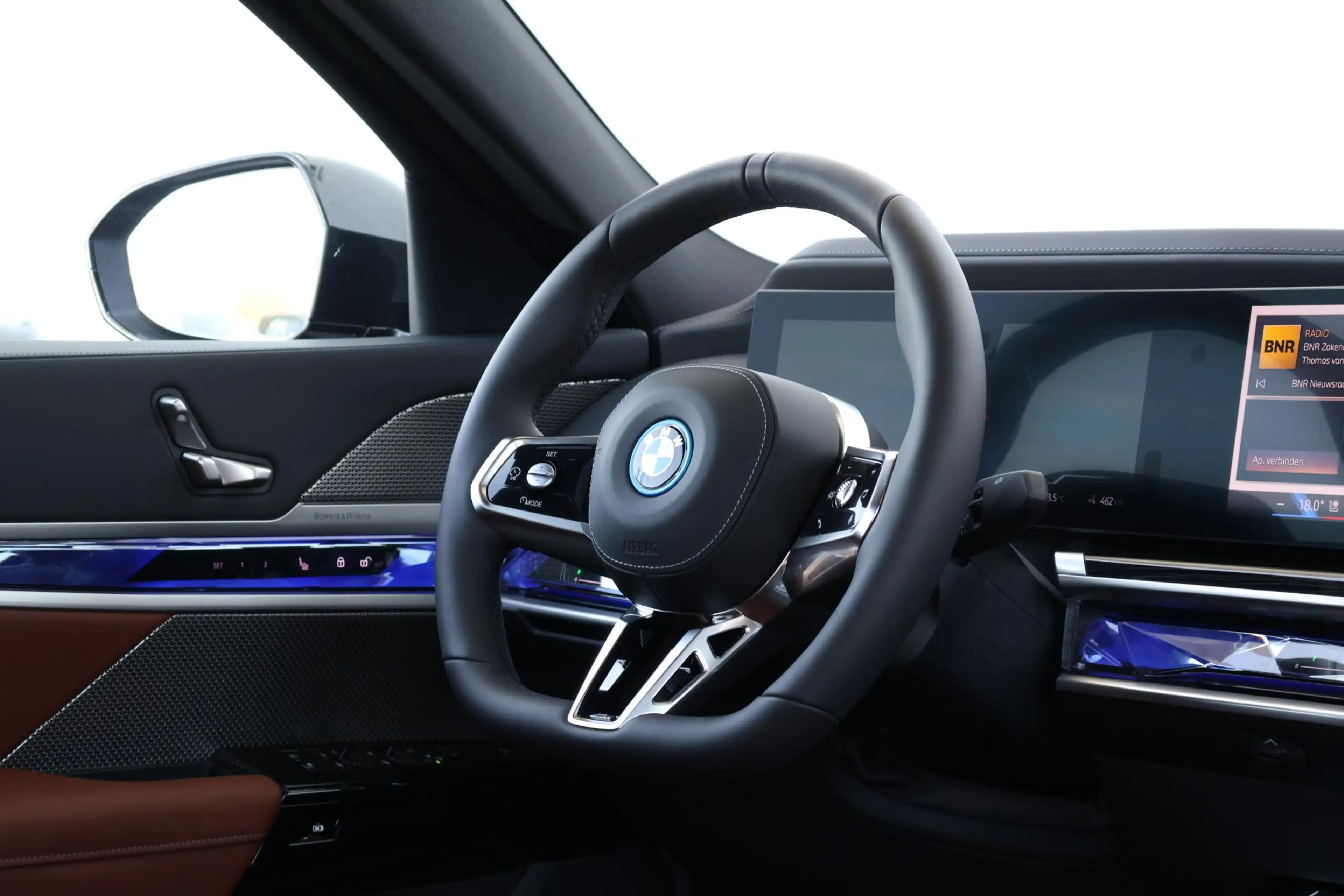 BMW i7 eDrive50 106 kWh | Sport Pakket Pro | Driving Assi — photo 11