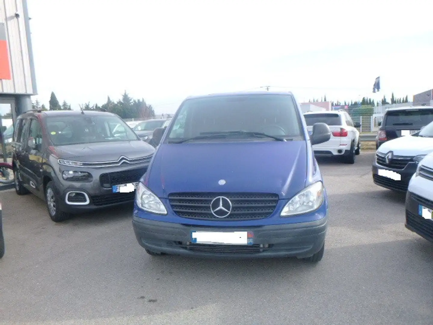 Mercedes-Benz Vito LONG Bleu - 2