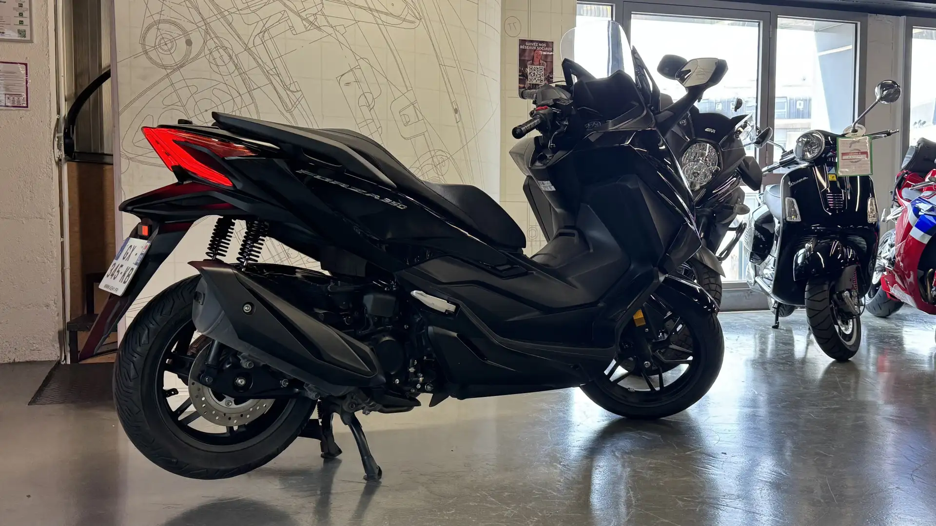 Honda Forza 350 - 2