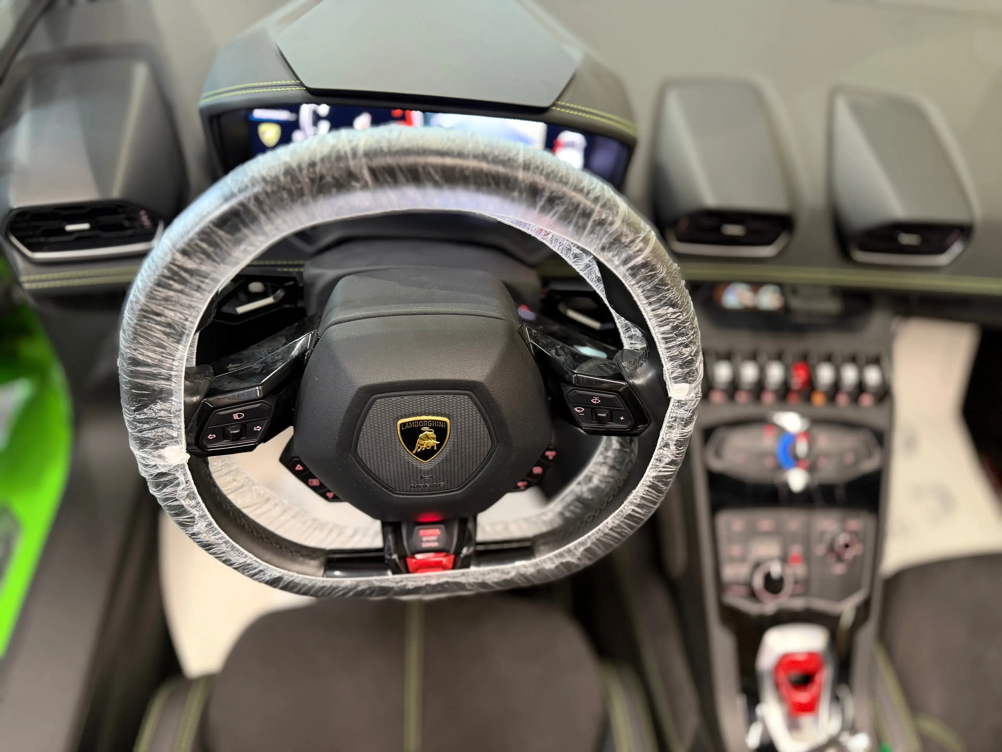 Lamborghini Huracán SPYDER 5.2I V10 40V LP610-4** BELIGUM CAR** GARANTIE 12 MOIS** — photo 12
