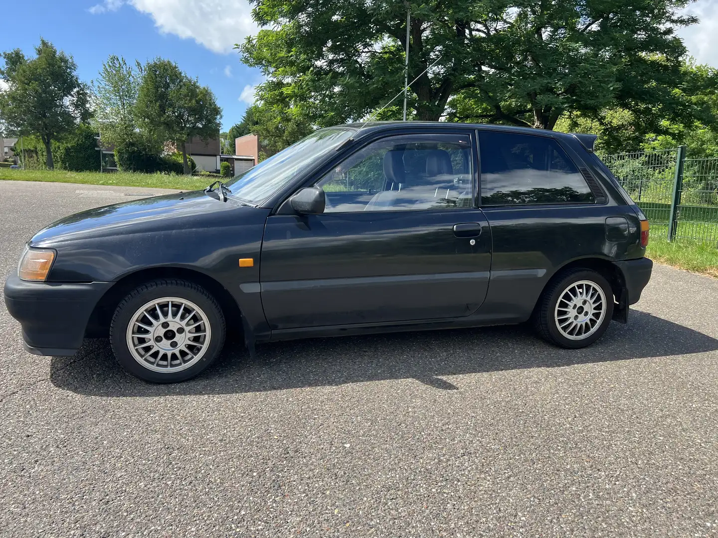 Toyota Starlet 1.3 XLi Noir - 2