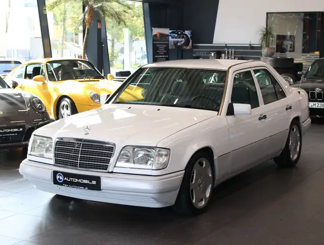 Mercedes-Benz E 220 2.Hand+Klima+126Tkm+Top Zustand
