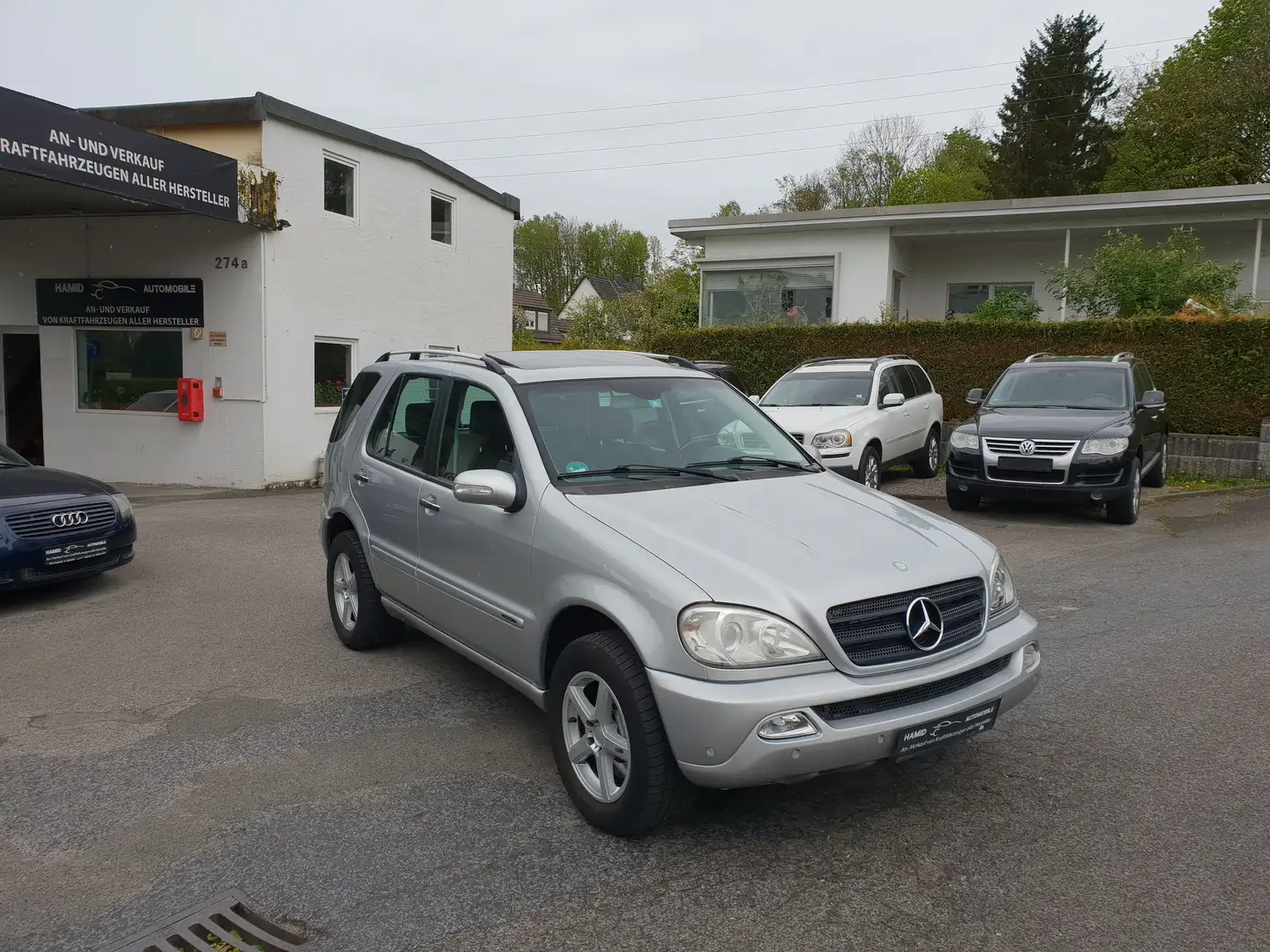 Mercedes-Benz ML 400 CDI Final Edition LEDER NAVI SCHIEBEDACH AHK Plateado - 2