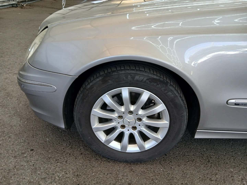 Mercedes-Benz E 200 E200 K*AUTOM.*TÜV NEU*KLIMA*PDC*NAVI*ACC*AHK*2.H — photo 14