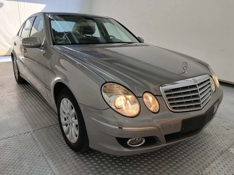 Mercedes-Benz E 200 E200 K*AUTOM.*TÜV NEU*KLIMA*PDC*NAVI*ACC*AHK*2.H — photo 2