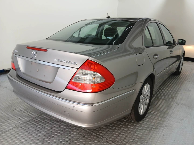 Mercedes-Benz E 200 E200 K*AUTOM.*TÜV NEU*KLIMA*PDC*NAVI*ACC*AHK*2.H — photo 7