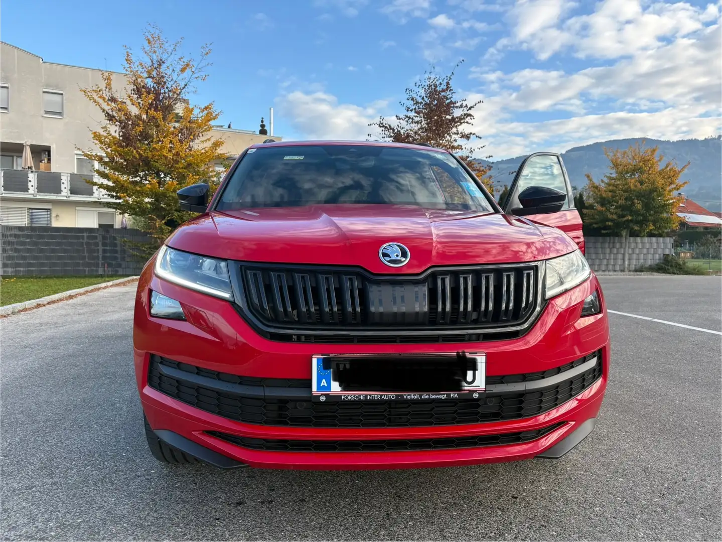 Skoda Kodiaq 1,5 TSI SportLine-7Sitzer-NAV-LES-AHK-VIRTUAL Rot - 1