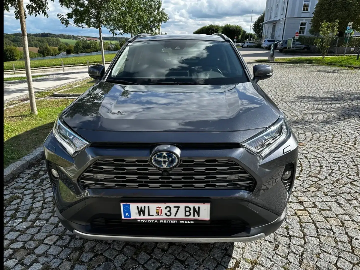 Toyota RAV4 Toyota RAV4 Toyota RAV4 VIP AWD 2,5 Hybrid SUV - 2