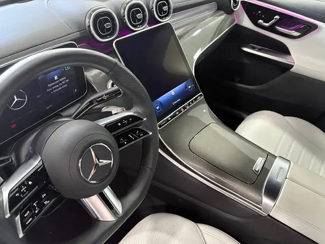 Mercedes-Benz GLC view 14