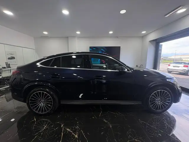 Mercedes-Benz GLC view 7