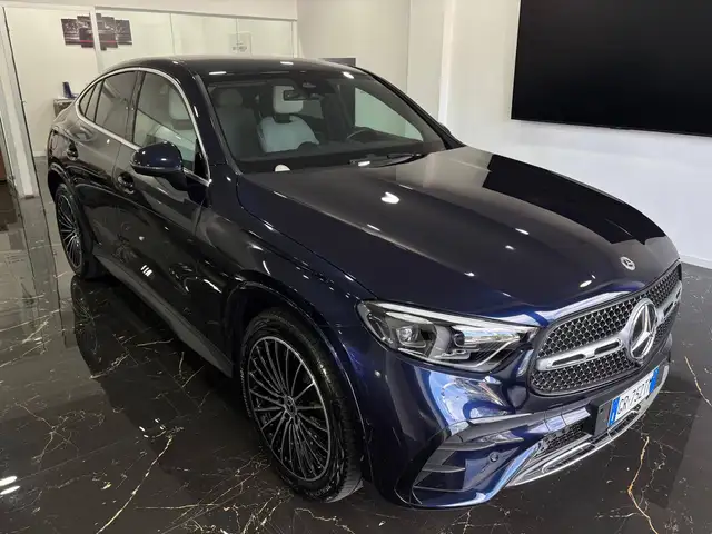 Mercedes-Benz GLC view 8