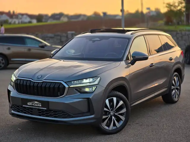 Skoda Kodiaq 2.0 TDI*4x4*VIRT*NAVI*LEDER*LED*PANO*AHK*