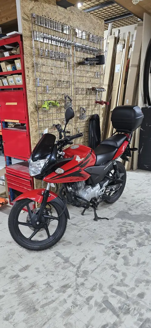 Honda CBF 125 Roşu - 1