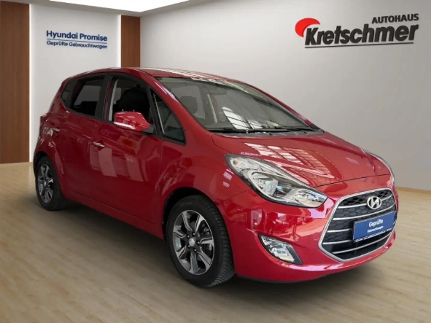 Hyundai iX20 blue YES! Plus 1.6 NAVI KLIMAAUT. SITZHEIZUNG AHK Rouge - 2