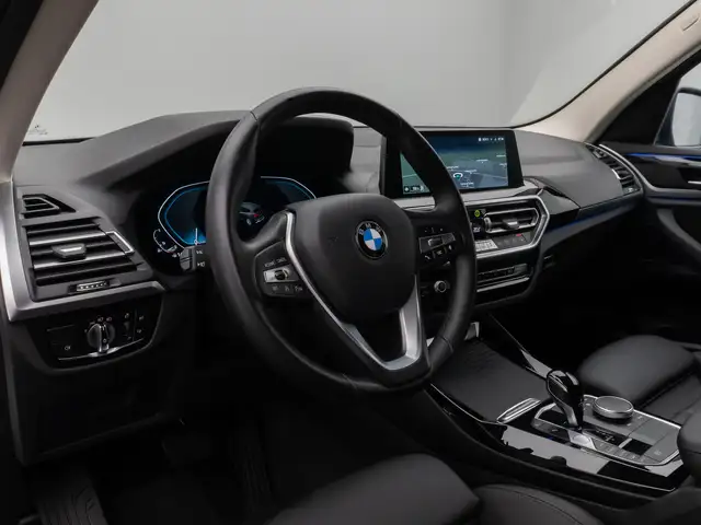 BMW X3 view 20
