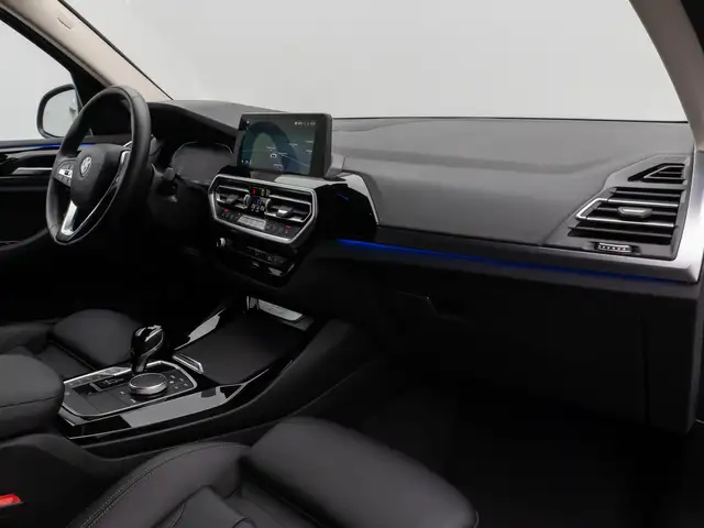 BMW X3 view 23