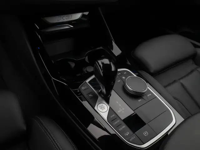 BMW X3 view 22