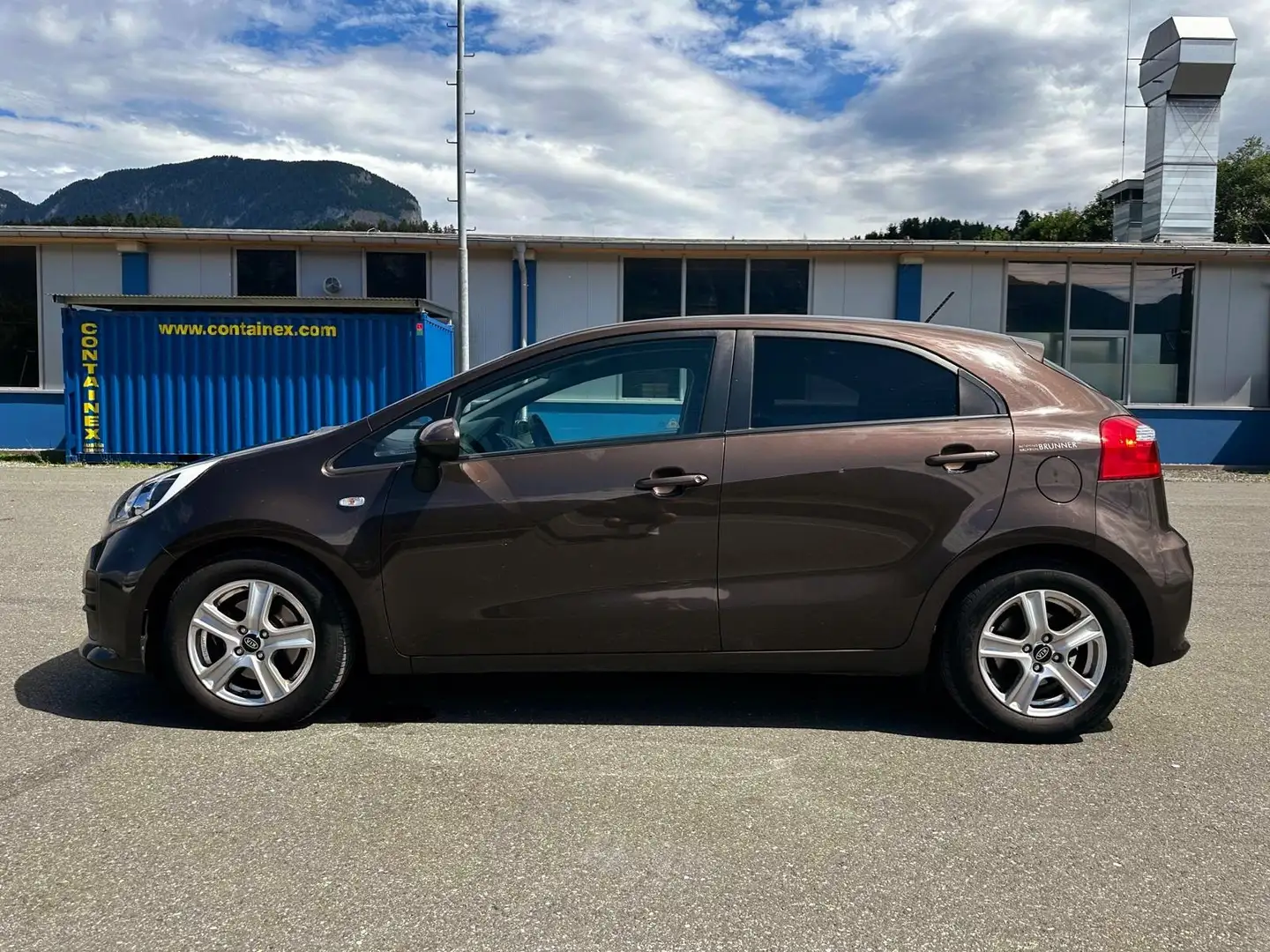 Kia Rio 1,2 MPI Titan Braun - 1