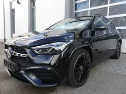 Mercedes-Benz GLA 220 4M/AMG Line/Pano/HuD/Standhzg/AHK/MB100