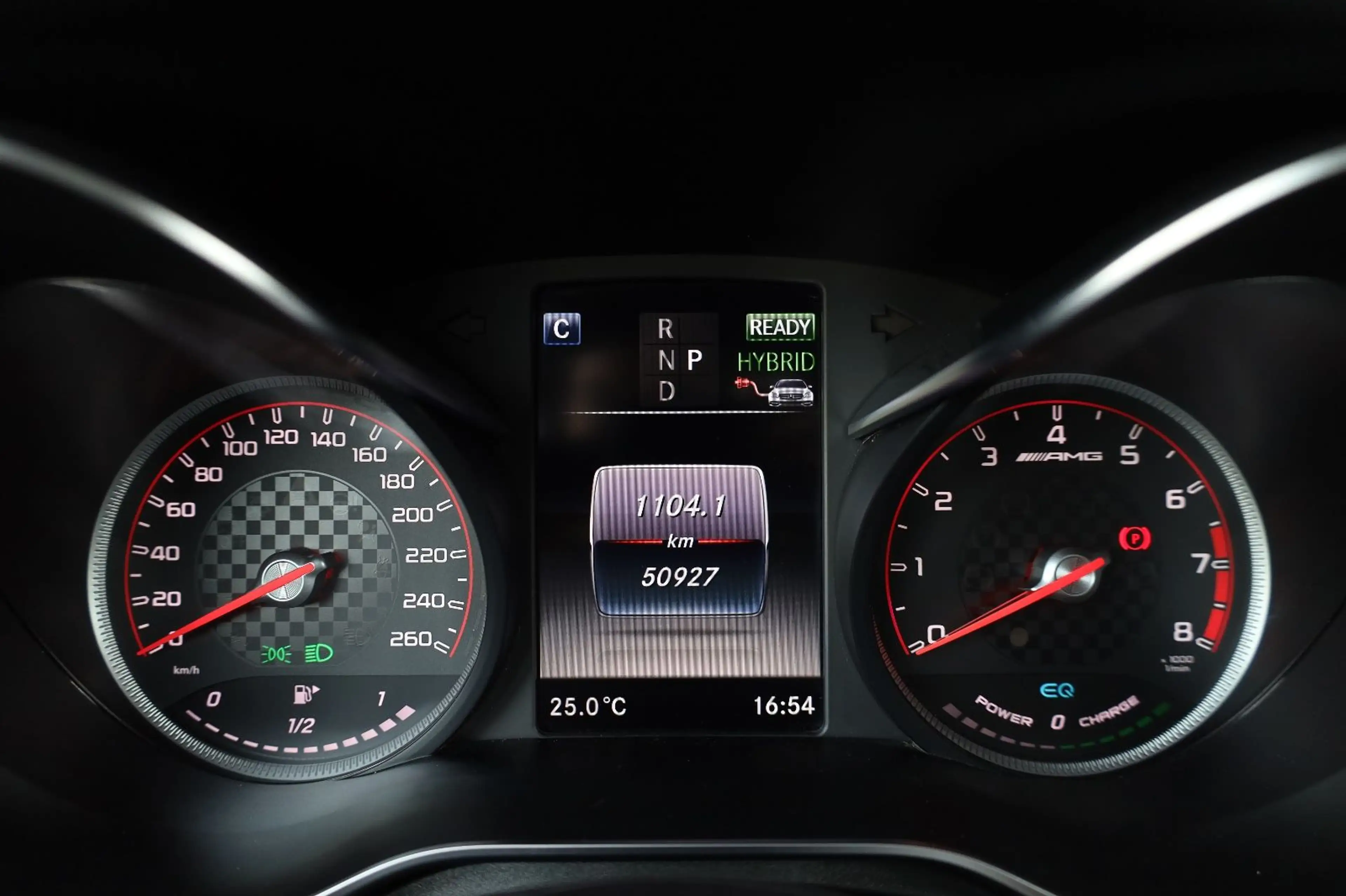 Mercedes-Benz GLC 350 e 4MATIC/BURMESTER/PANO/SHZ/TOTW/RFK/R19 — photo 13