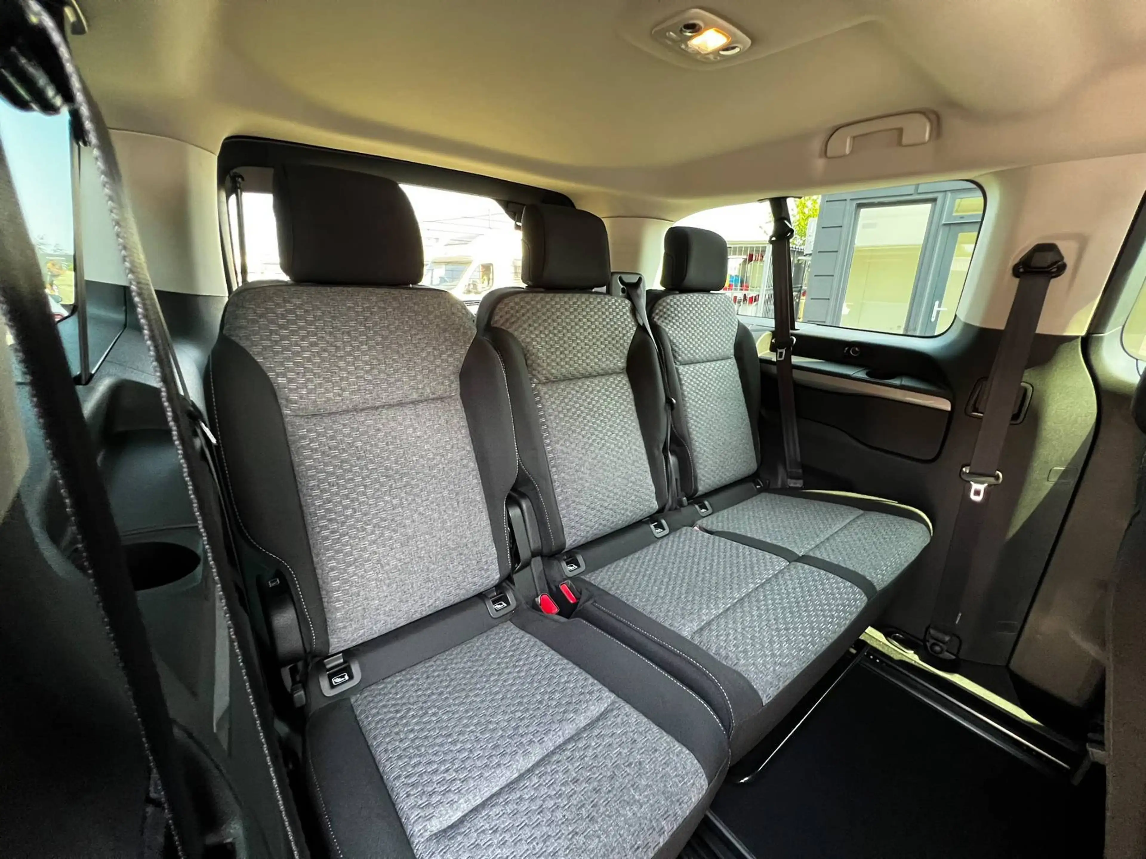 Fiat Ulysse 180 Autom. 2.2 8-Sitzer+Kamera+PDC vo+hi — photo 8