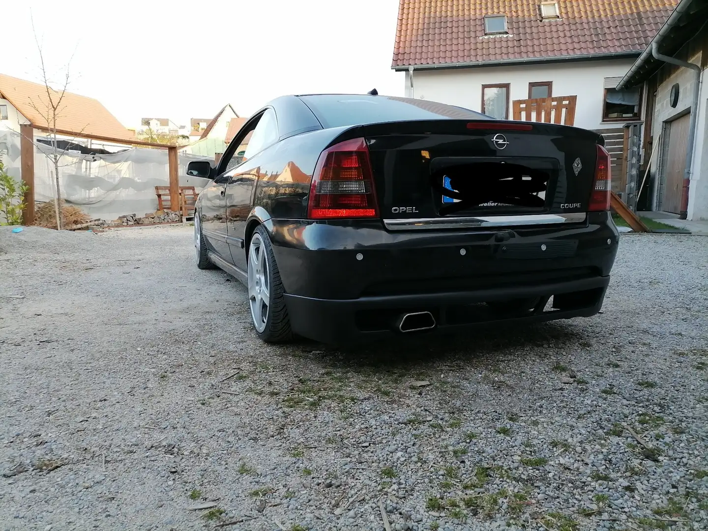 Opel Astra 2.2 16V Coupe - 2