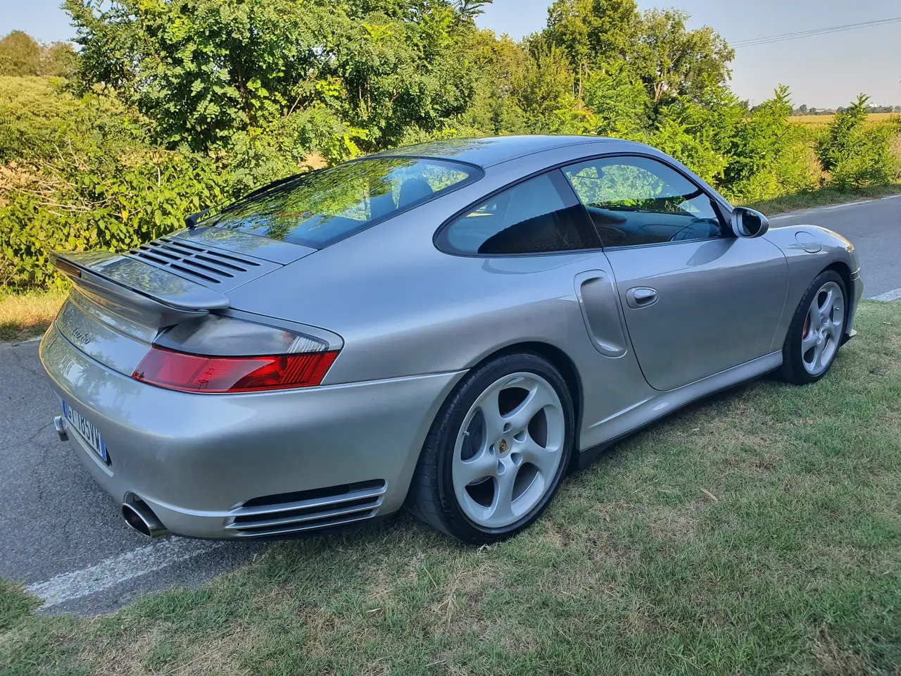 Porsche 996 911 Coupe 3.6 Turbo cambio manuale, foto 2