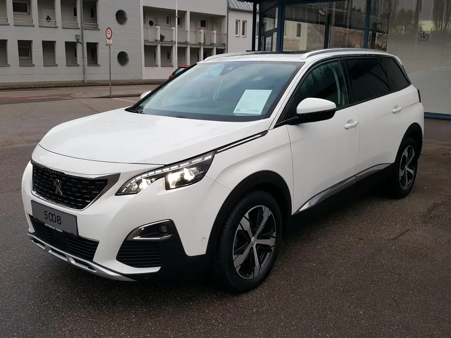 Peugeot 5008 5008 1,5 BlueHDI 130 S Weiß - 1