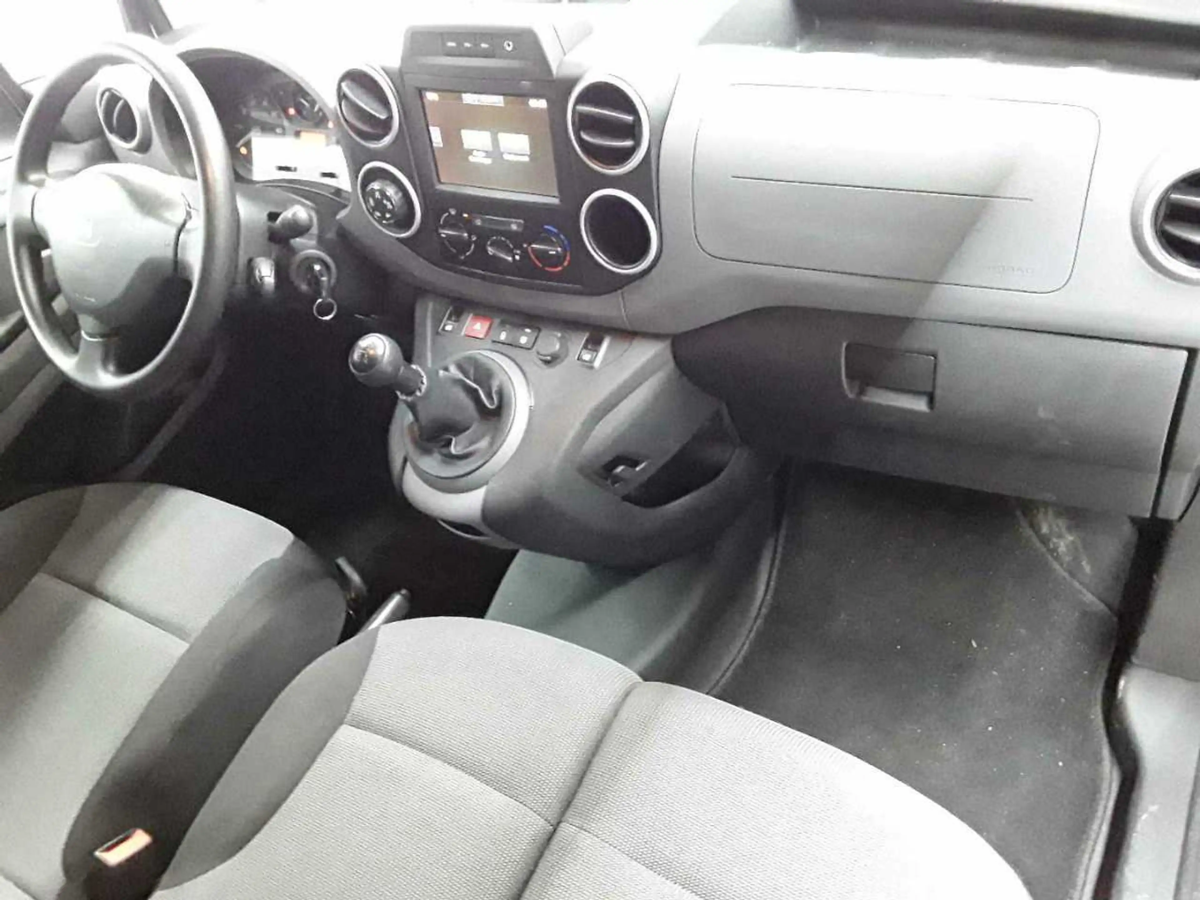 Peugeot Partner Partner 1.6HDi Premium Avantage Edition — photo 9