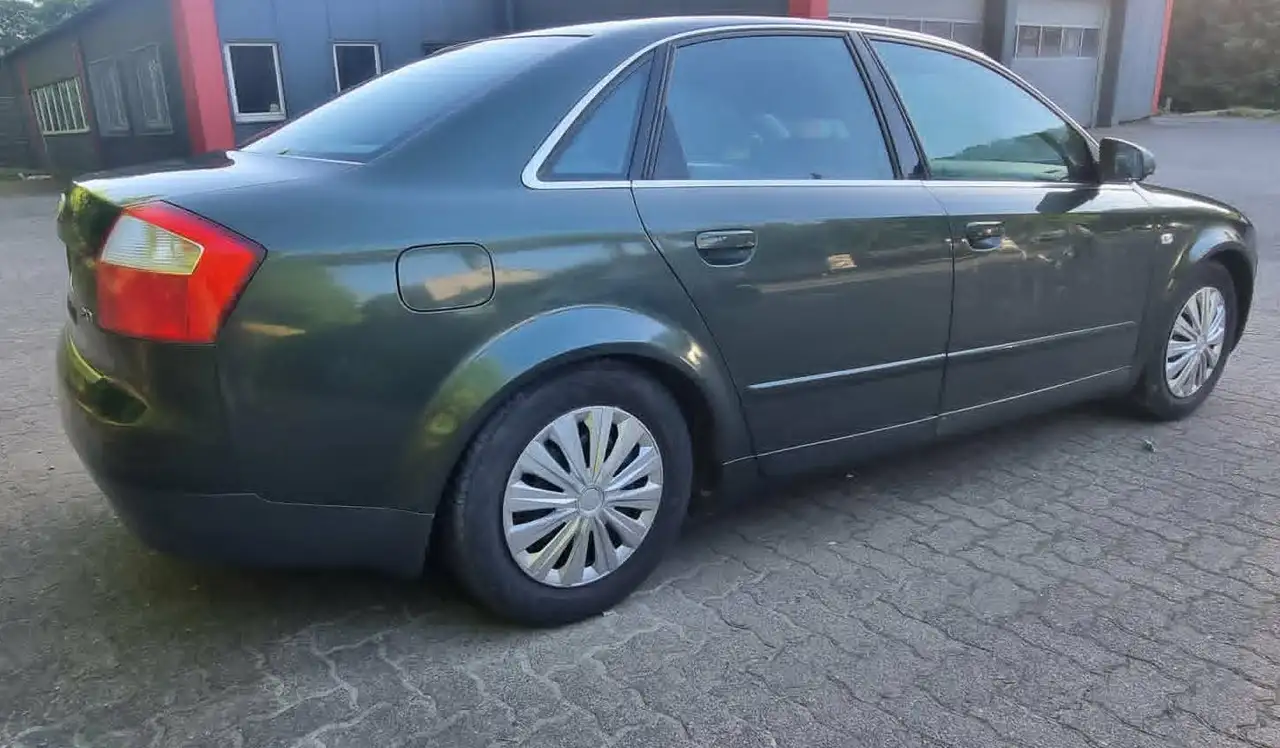 Audi A4 2.0, foto 5
