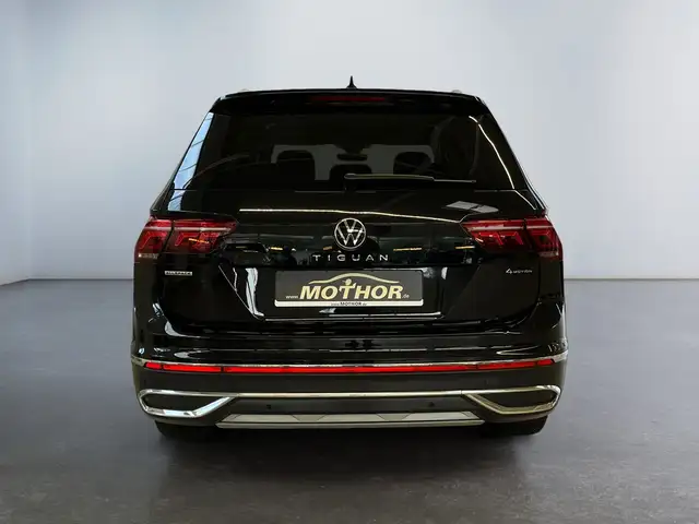 Volkswagen Tiguan Allspace view 5