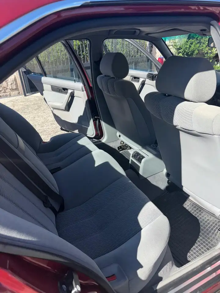 BMW 525i 24v, foto 2