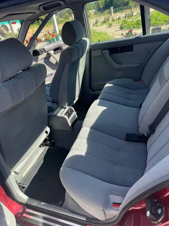 BMW 525i 24v, foto 3