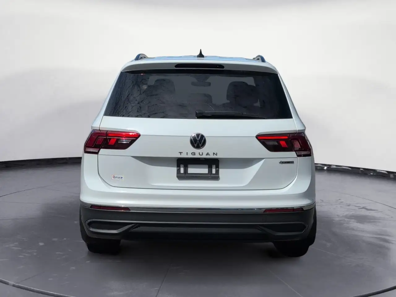 Volkswagen Tiguan photo Volkswagen Tiguan