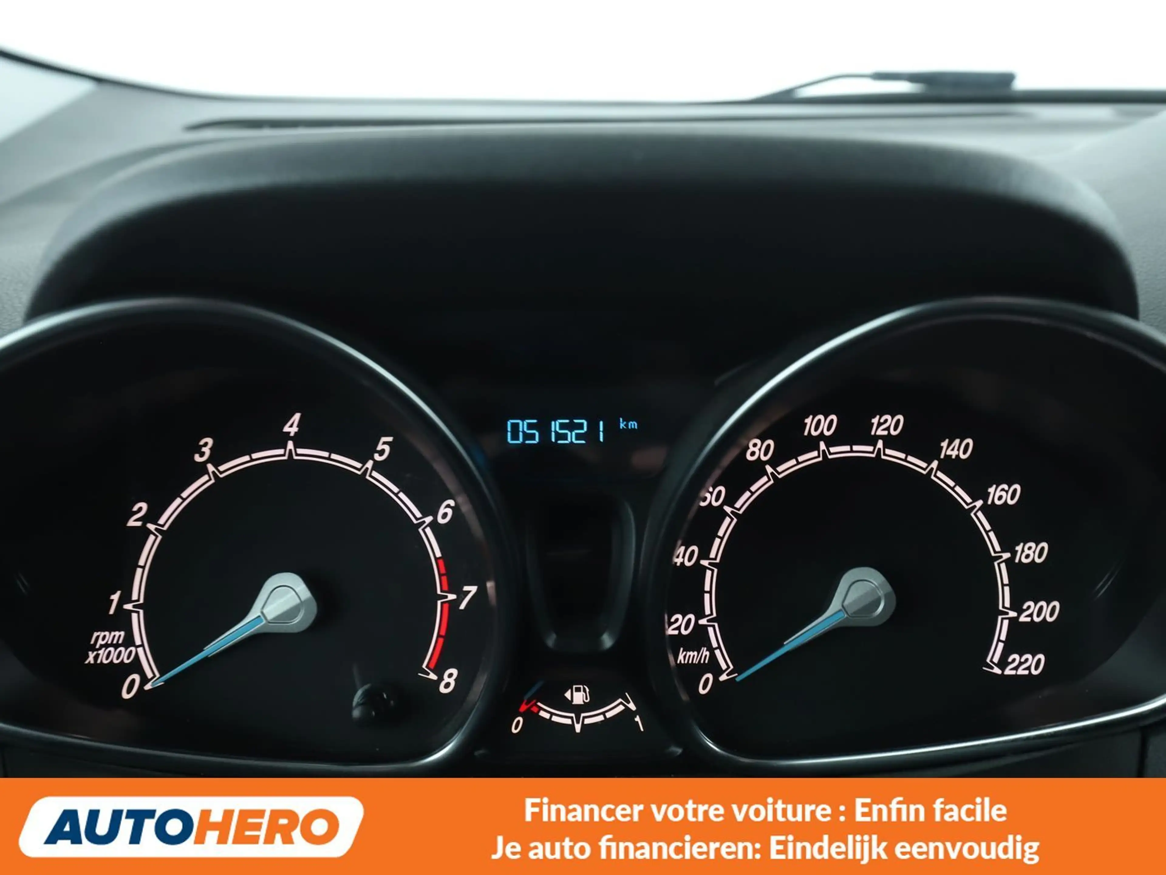 Ford Tourneo 1.0 EcoBoost Titanium — photo 6