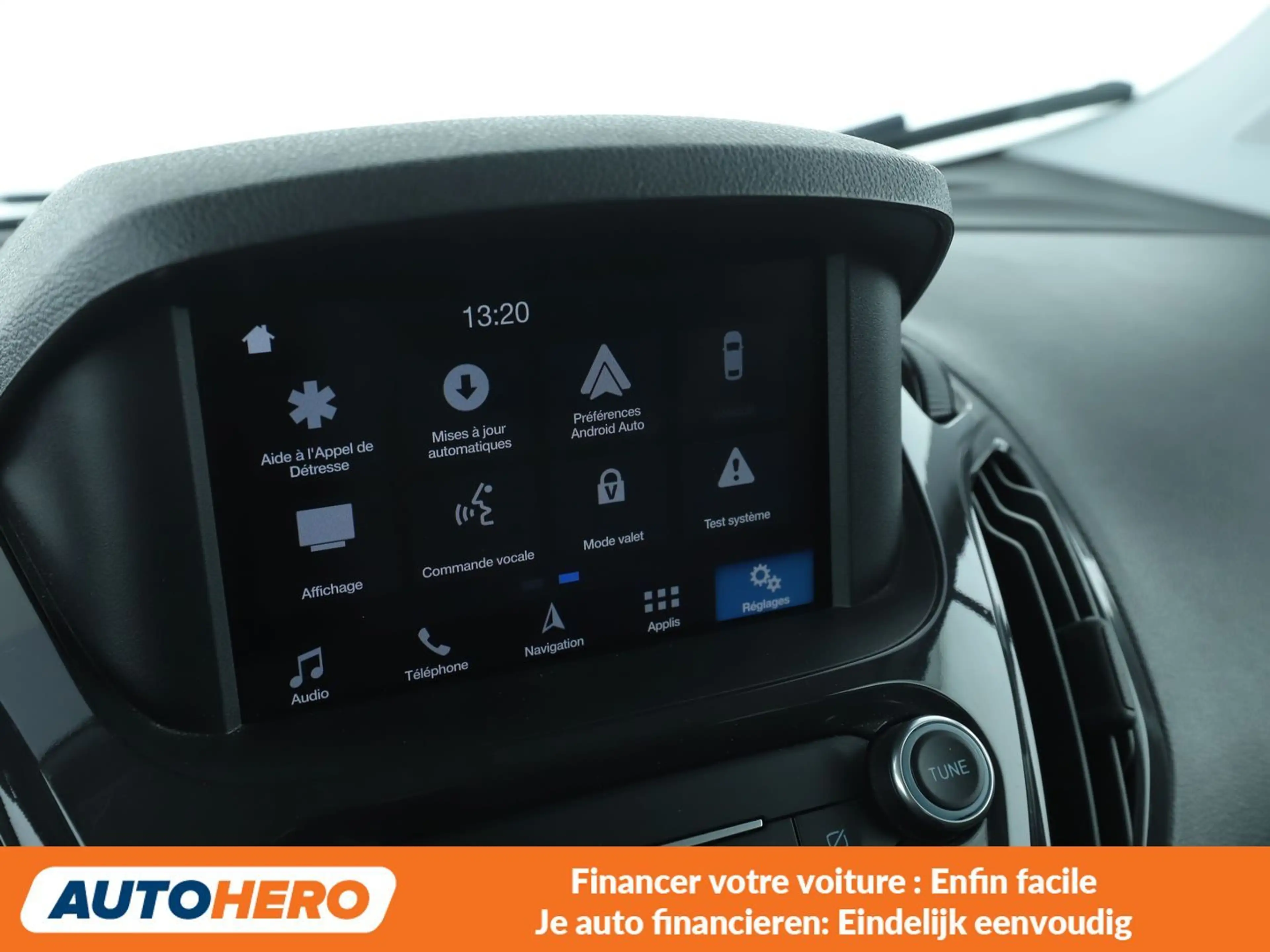 Ford Tourneo 1.0 EcoBoost Titanium — photo 7