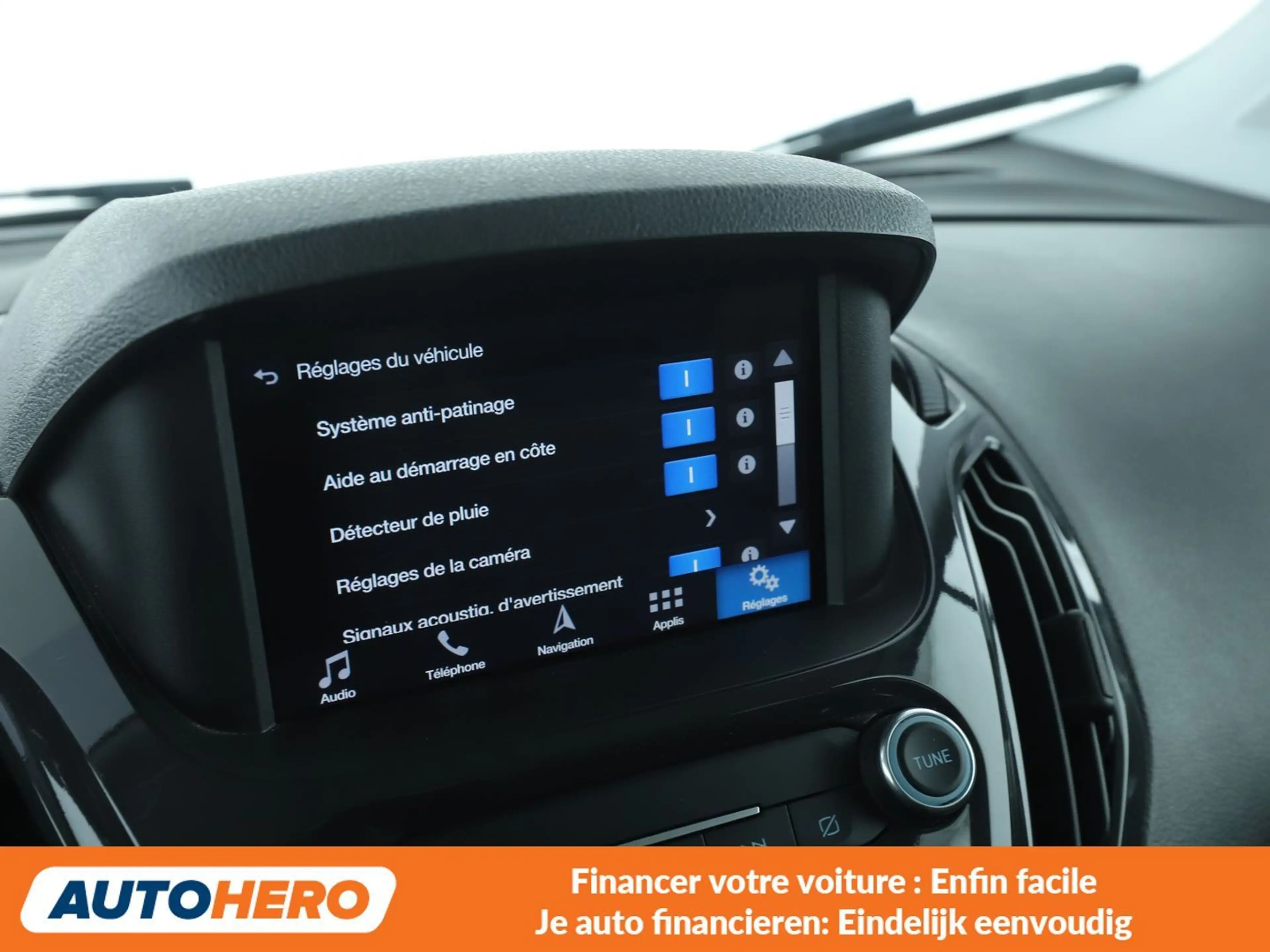 Ford Tourneo 1.0 EcoBoost Titanium — photo 10