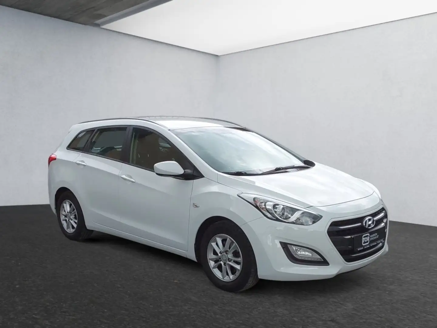 Hyundai i30 CW 1,4  Classic blue Wit - 2