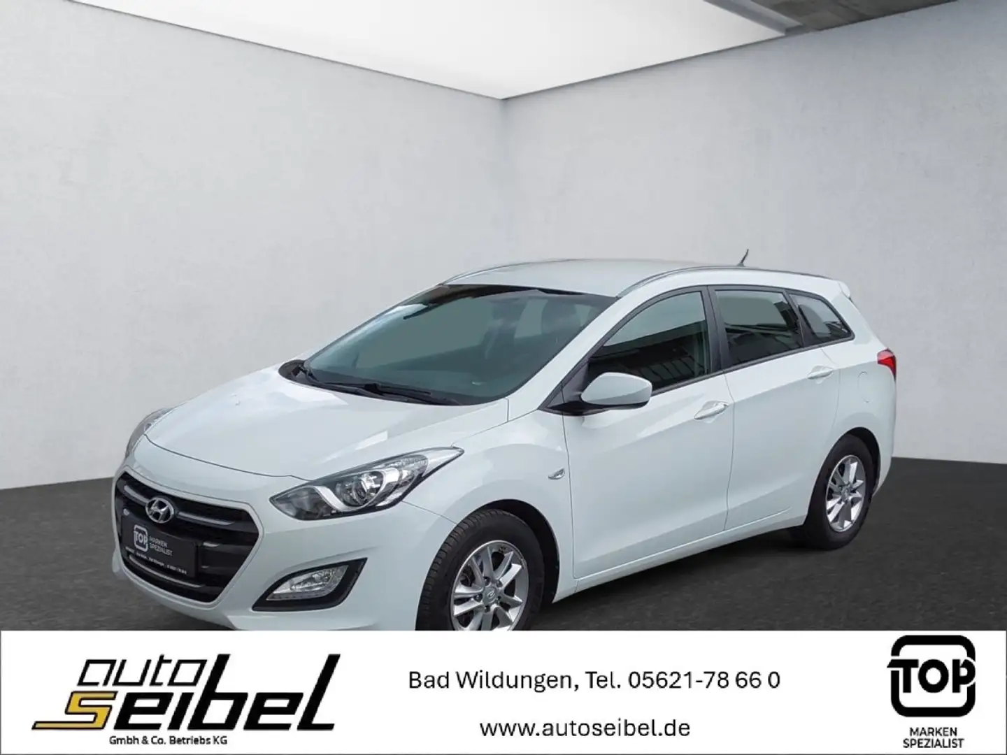 Hyundai i30 CW 1,4  Classic blue Wit - 1